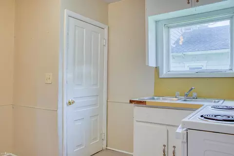 321 E Mason, Owosso, MI 48867 photo 3
