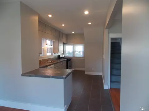 215 Cole, Monroe, MI 48162 photo 10