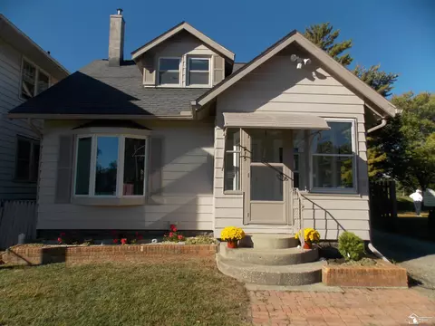 215 Cole, Monroe, MI 48162 photo 3