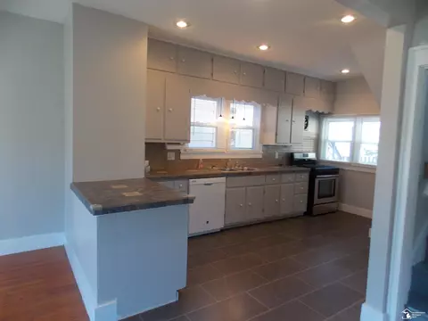 215 Cole, Monroe, MI 48162 photo 6