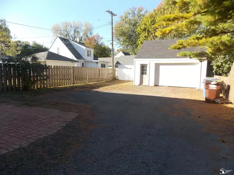 215 Cole, Monroe, MI 48162 photo 33