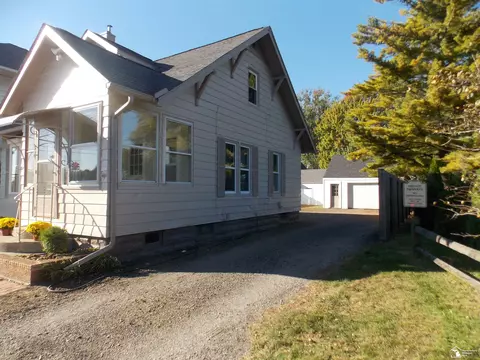 215 Cole, Monroe, MI 48162 photo 32