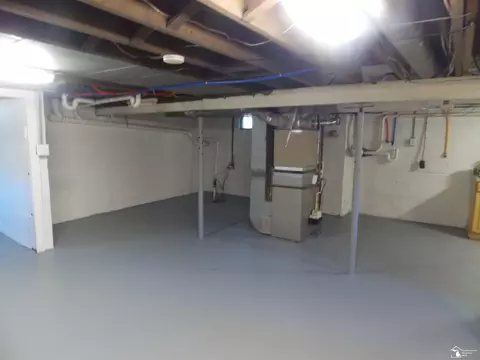 215 Cole, Monroe, MI 48162 photo 27