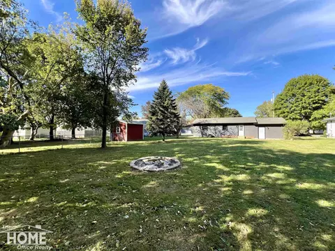 414 E North, Owosso, MI 48867 photo 32