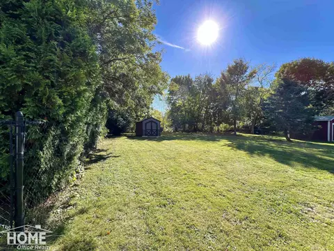 414 E North, Owosso, MI 48867 photo 26