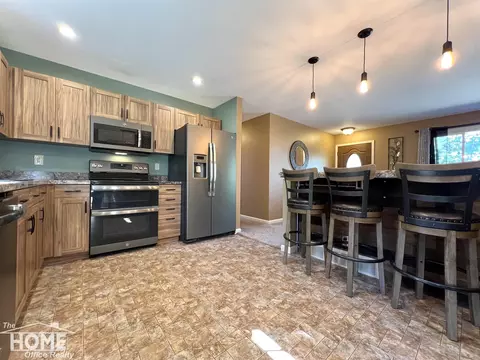 414 E North, Owosso, MI 48867 photo 11