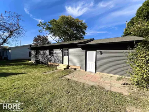 414 E North, Owosso, MI 48867 photo 27