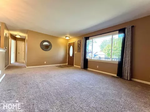 414 E North, Owosso, MI 48867 photo 7