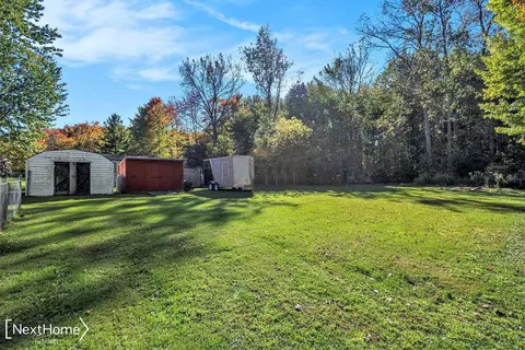 Exterior - 6517 N Seymour, Flushing, MI 48433 photo 5 of 7