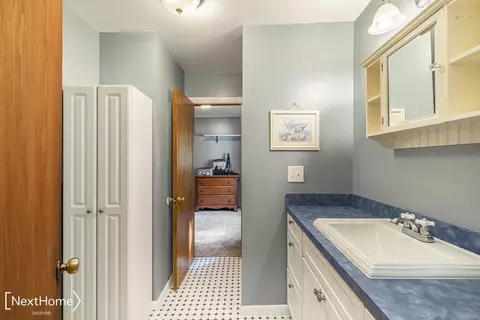 Bath - 6517 N Seymour, Flushing, MI 48433 photo 2 of 3