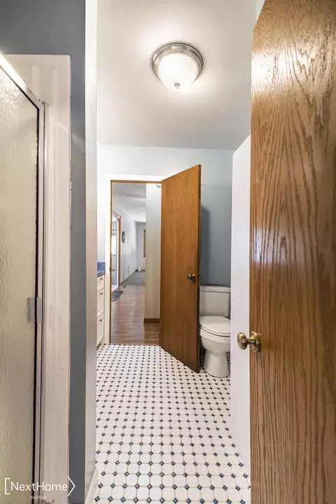 Bath - 6517 N Seymour, Flushing, MI 48433 photo 3 of 3