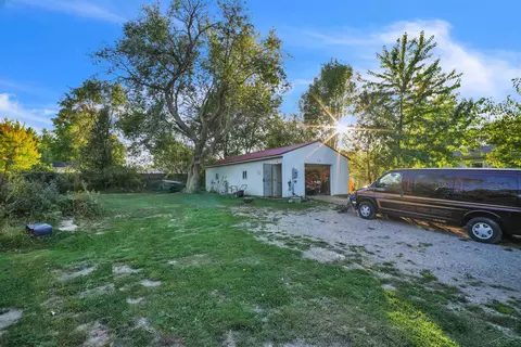 2030 James, Owosso, MI 48867