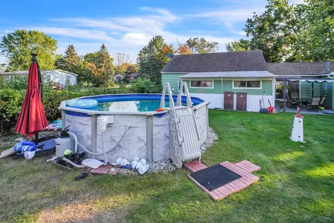 2035 James, Owosso, MI 48867 photo 22