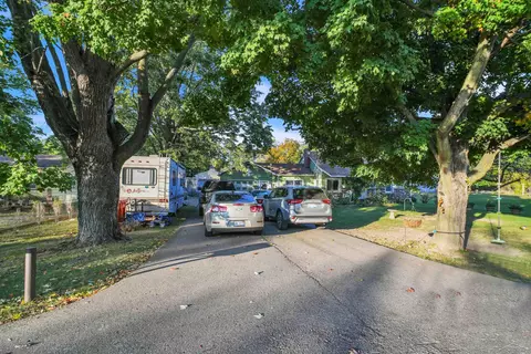2035 James, Owosso, MI 48867 photo 24
