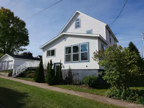 55 Fourth, South Range, MI 49963 photo 56
