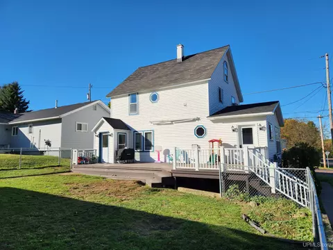 55 Fourth, South Range, MI 49963 photo 5