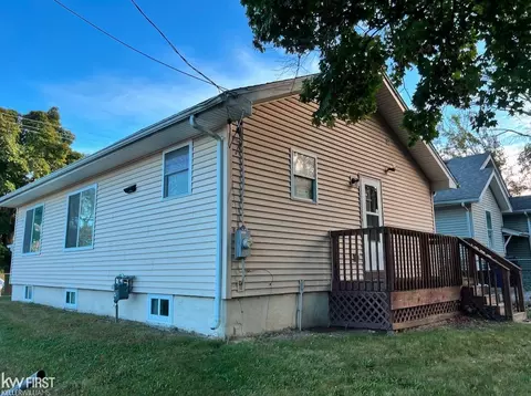 Exterior - 1700 Delaware, Flint, MI 48506 photo 3 of 3
