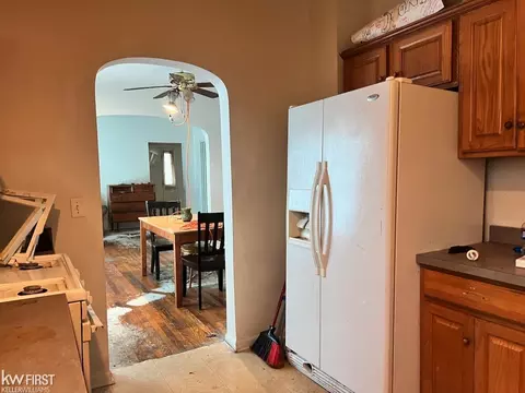 Entry Way - 1700 Delaware, Flint, MI 48506 photo 1 of 1