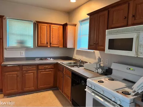 Kitchen - 1700 Delaware, Flint, MI 48506 photo 1 of 2