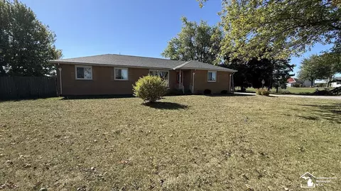 7249 Us 223, Ottawa Lake, MI 49267