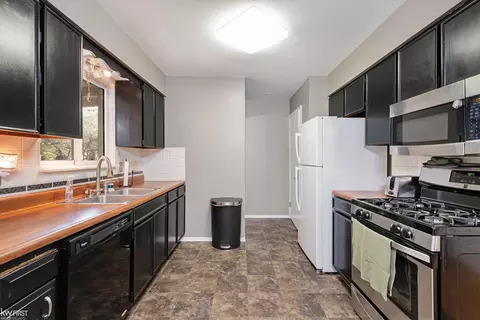 7221 Alger, Davison, MI 48423 photo 3