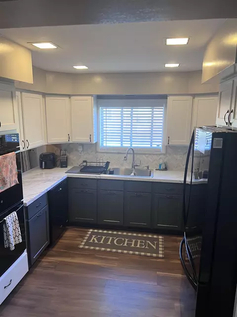 Kitchen - 1205 Eldorado, Flint, MI 48504 photo 1 of 1