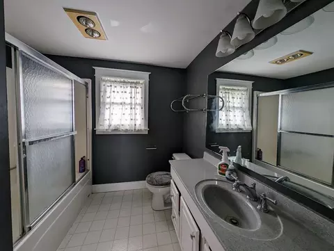 Bath - 1908 4th, Bay City, MI 48708 photo 1 of 1