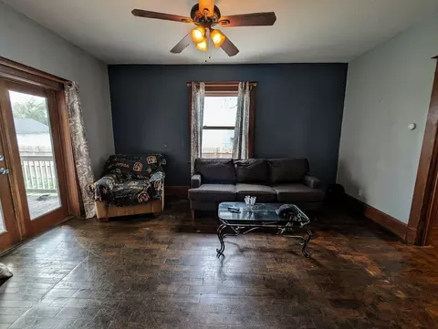 Living - 1908 4th, Bay City, MI 48708 photo 1 of 1