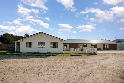 3908 Estey, Rhodes, MI 48652