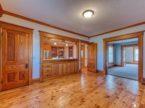 Living - 5740 N Custer, Monroe, MI 48162 photo 2 of 7