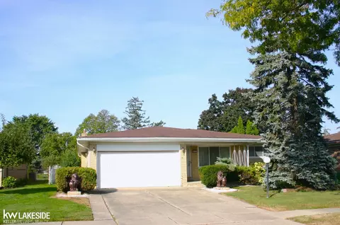 36215 La Marra, Sterling Heights, MI 48310