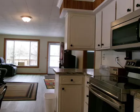 Kitchen - 7571 Patsy Pl, Lake, MI 48632 photo 3 of 5