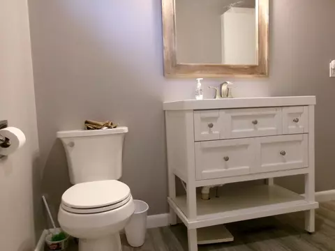 Bath - 7571 Patsy Pl, Lake, MI 48632 photo 2 of 3