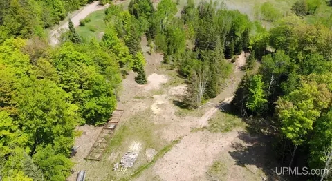 14571 Holombo, Bruce Crossing, MI 49912