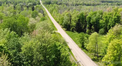 14571 Holombo, Bruce Crossing, MI 49912