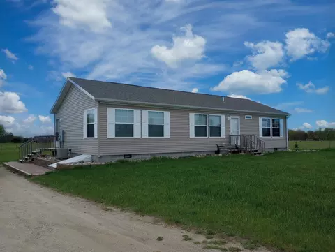 2254 N Clarwin, Gladwin, MI 48624
