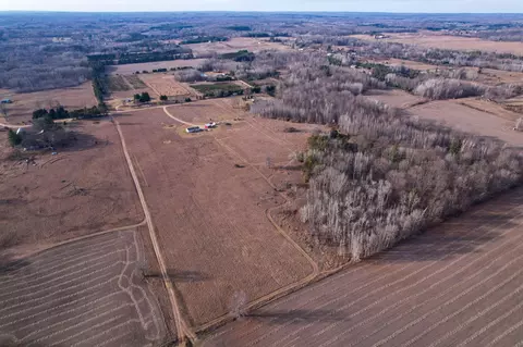View/Area - 2254 N Clarwin, Gladwin, MI 48624 photo 6 of 10