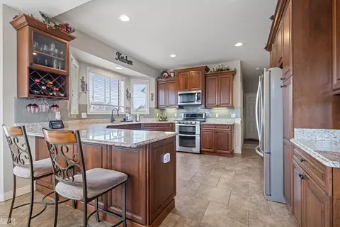 Kitchen - 18399 Aqua, Macomb, MI 48042 photo 1 of 4