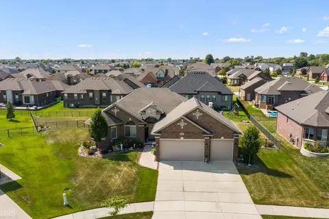 View/Area - 18399 Aqua, Macomb, MI 48042 photo 2 of 7