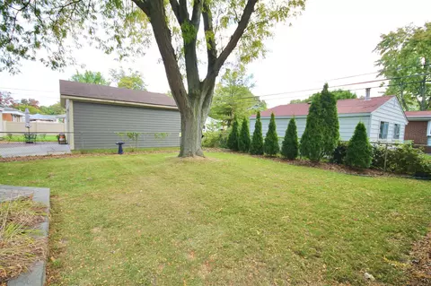 Exterior - 224 Lyons, Troy, MI 48083 photo 2 of 3