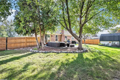 18359 Red Oaks, Macomb, MI 48044 photo 23