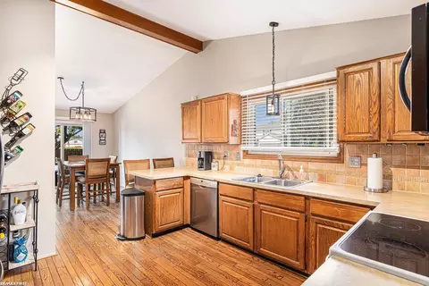 18359 Red Oaks, Macomb, MI 48044 photo 6