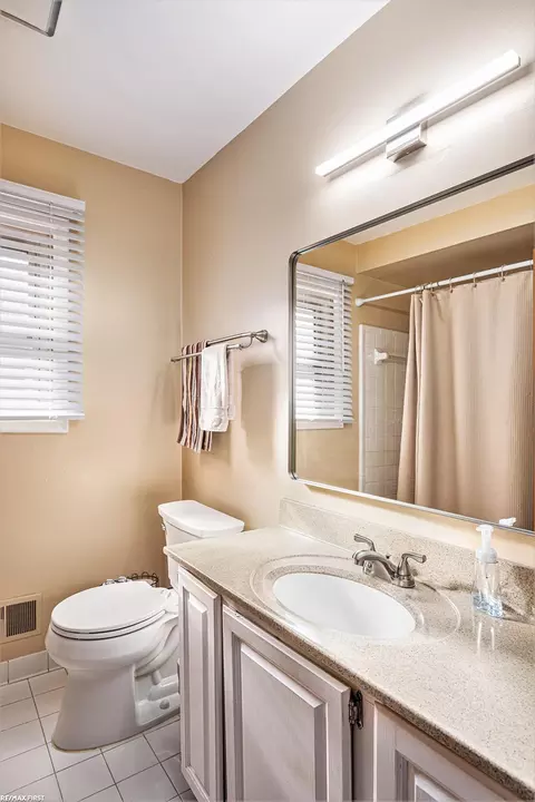18359 Red Oaks, Macomb, MI 48044 photo 15