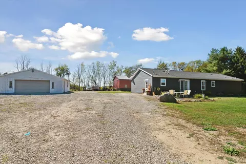 17141 Manitou, Addison, MI 49220 photo 8