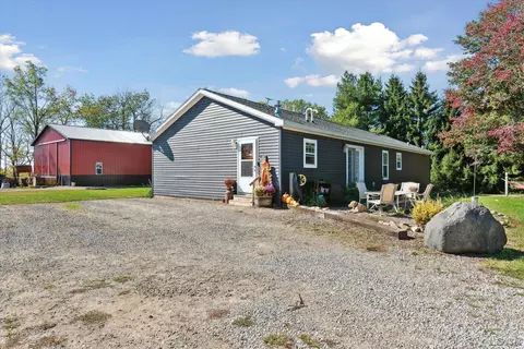 17141 Manitou, Addison, MI 49220 photo 7