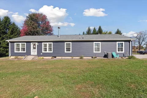 17141 Manitou, Addison, MI 49220 photo 3