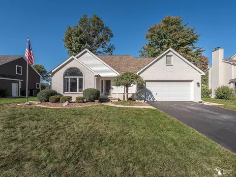 2150 Four Mdws, Temperance, MI 48182