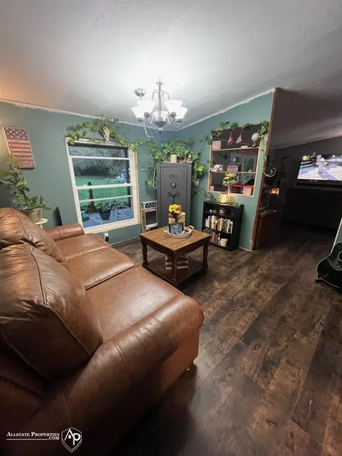 Living - 5440 E Coldwater, Flint, MI 48506 photo 2 of 4