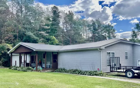 5440 E Coldwater, Flint, MI 48506