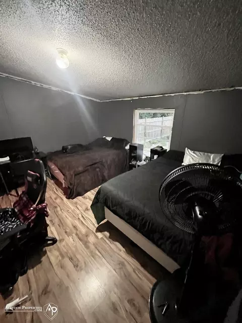Bedroom - 5440 E Coldwater, Flint, MI 48506 photo 4 of 4